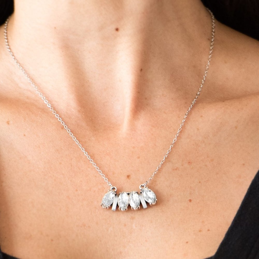 Deco Decadence - White